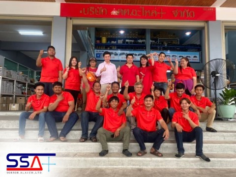 ร้านขายอะไหล่รถบรรทุก พร้อมทีมงานมืออาชีพ